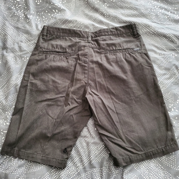 Men's Dark Grey Volcom Shorts - Picture 2 of 4